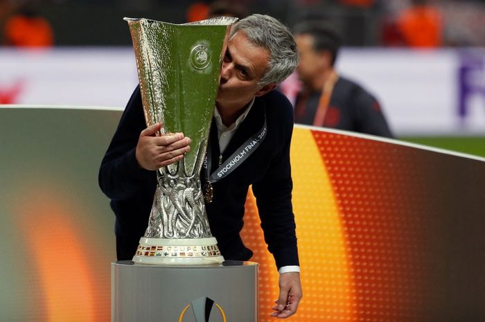 Jose Mourinho Ajukan Deretan Pemain Yang Akan Dibeli Musim Ini