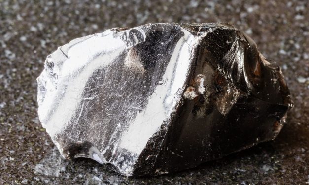 Logam Mulia Putih Atau Di Kenal Sebagai Platinum Bercuan Loh