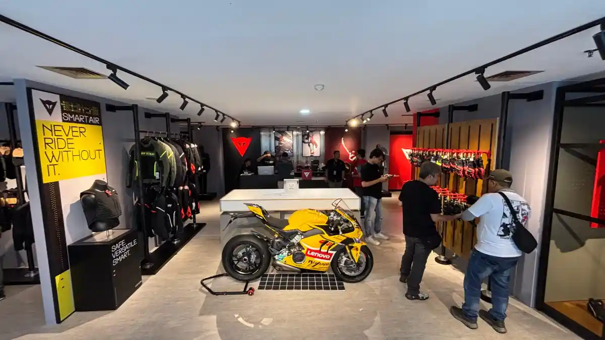 Riding Gear Premium: