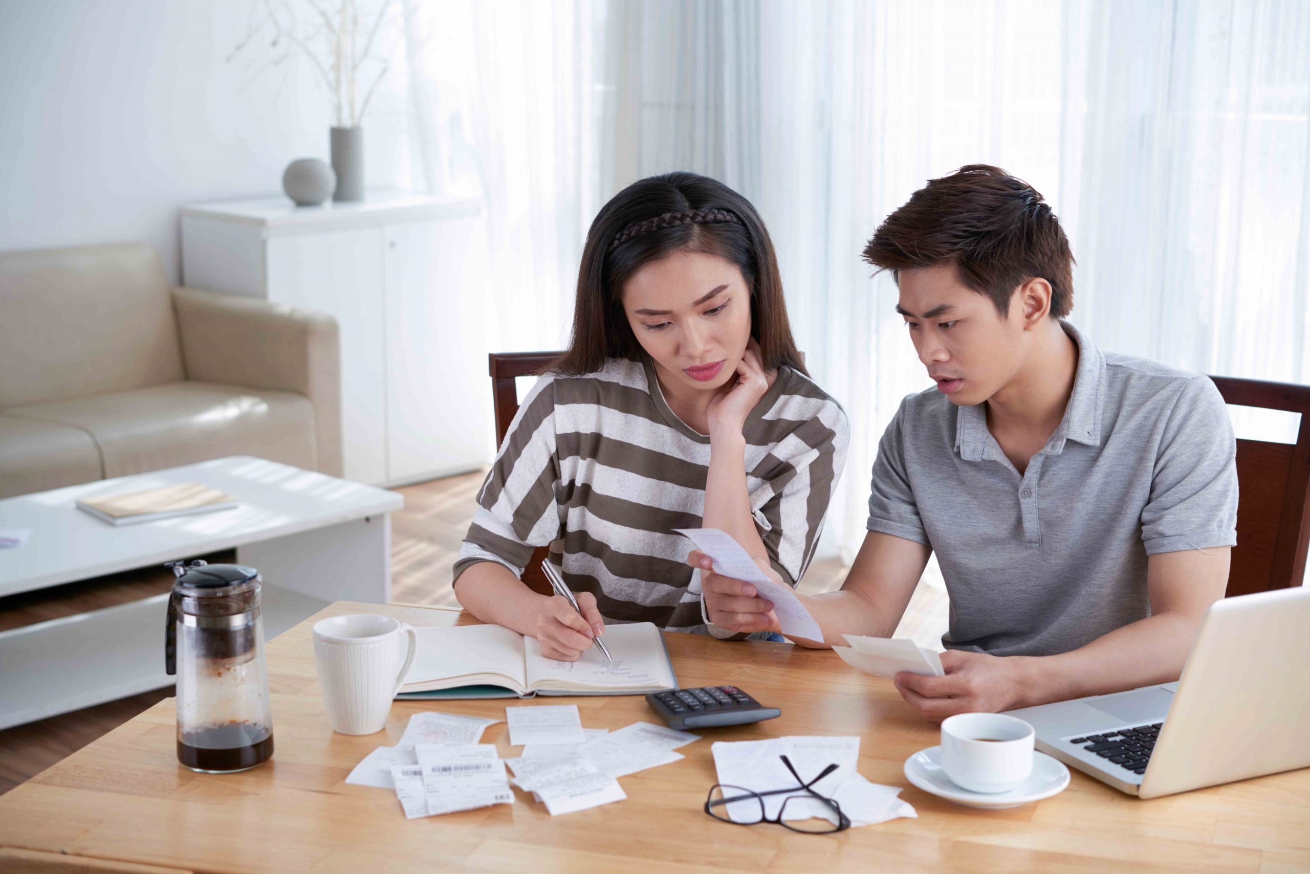 Finansial