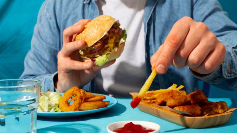 Mengenal Cheating Day, Berikut Manfaat Dan Tips Menerapkannya